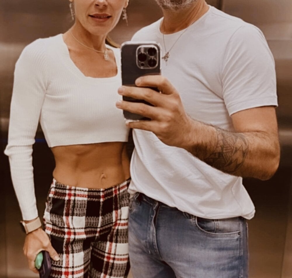 karinaeandre Adlı Modelin Çevrimdışı XXX Sohbeti