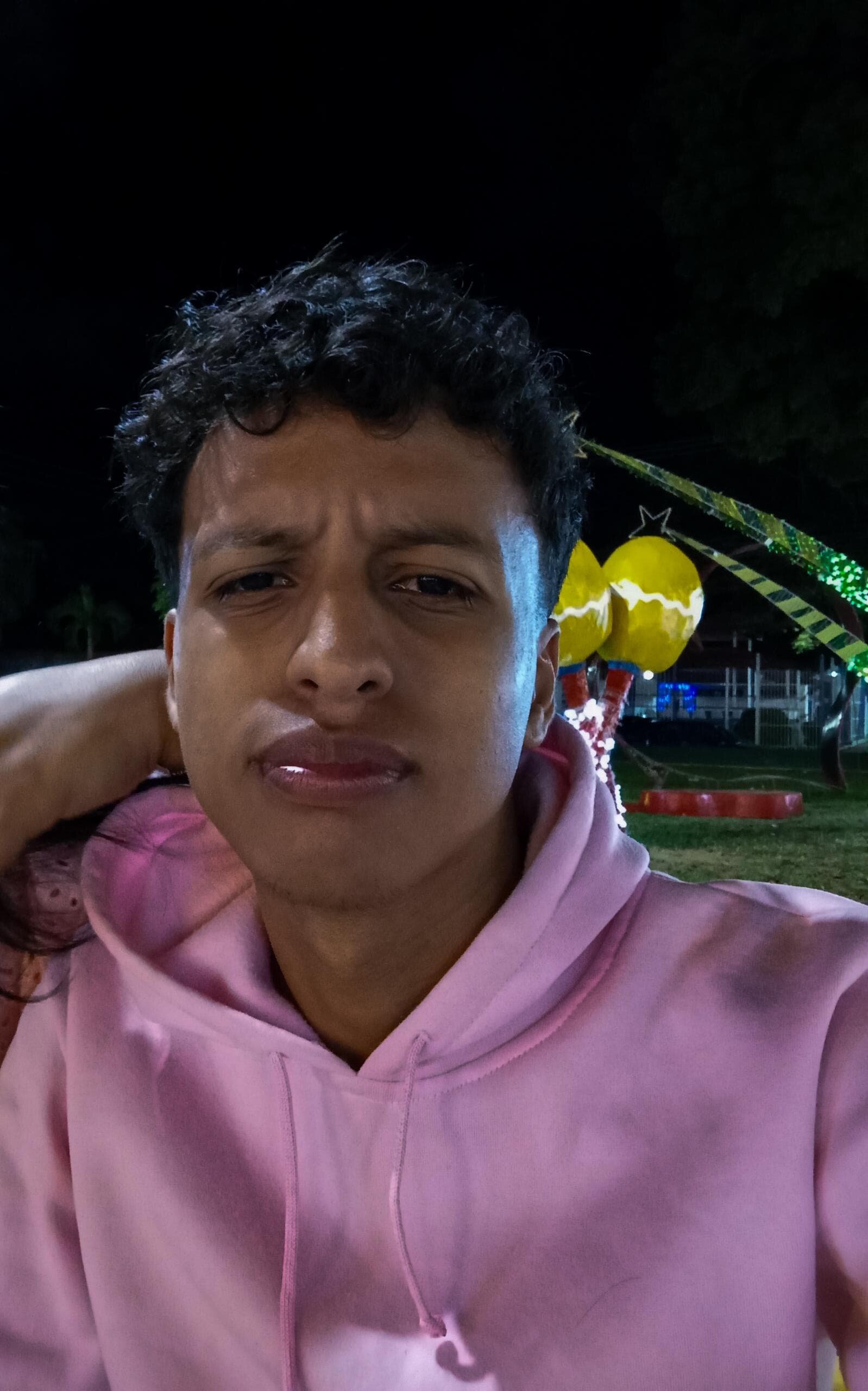 pollamoustro