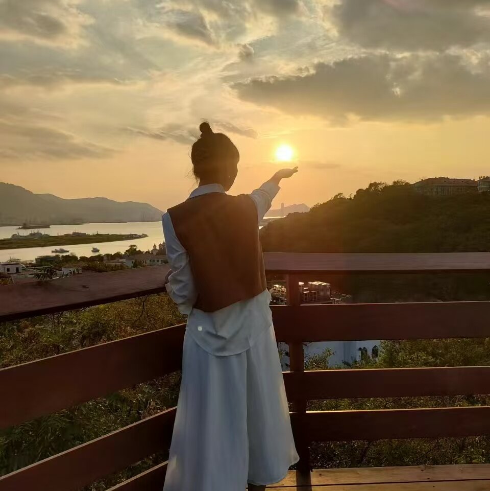 bigmeie's most recent online preview