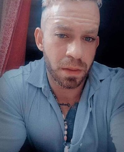 hazarcannn Live Cam on StripChat and RICams