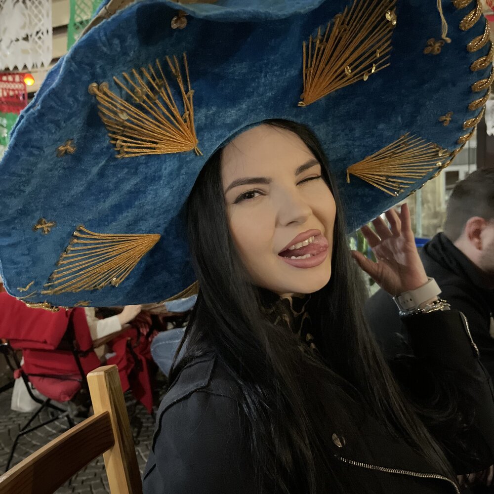 KrisTeena123