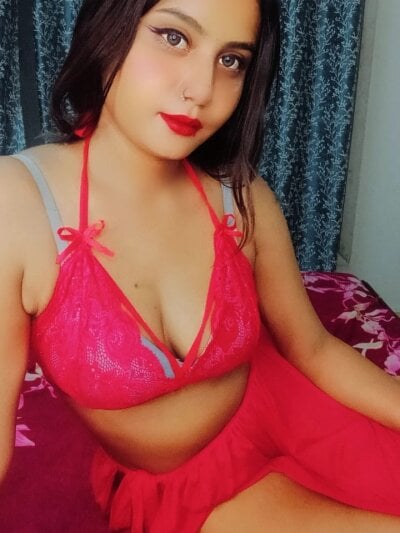 free nude chatroom Saniya Jaan