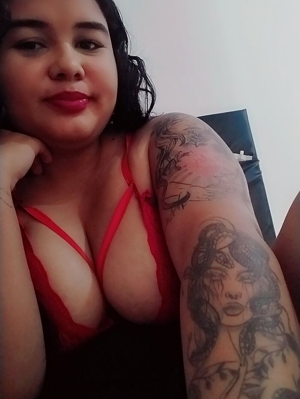 thatiana_2 profile