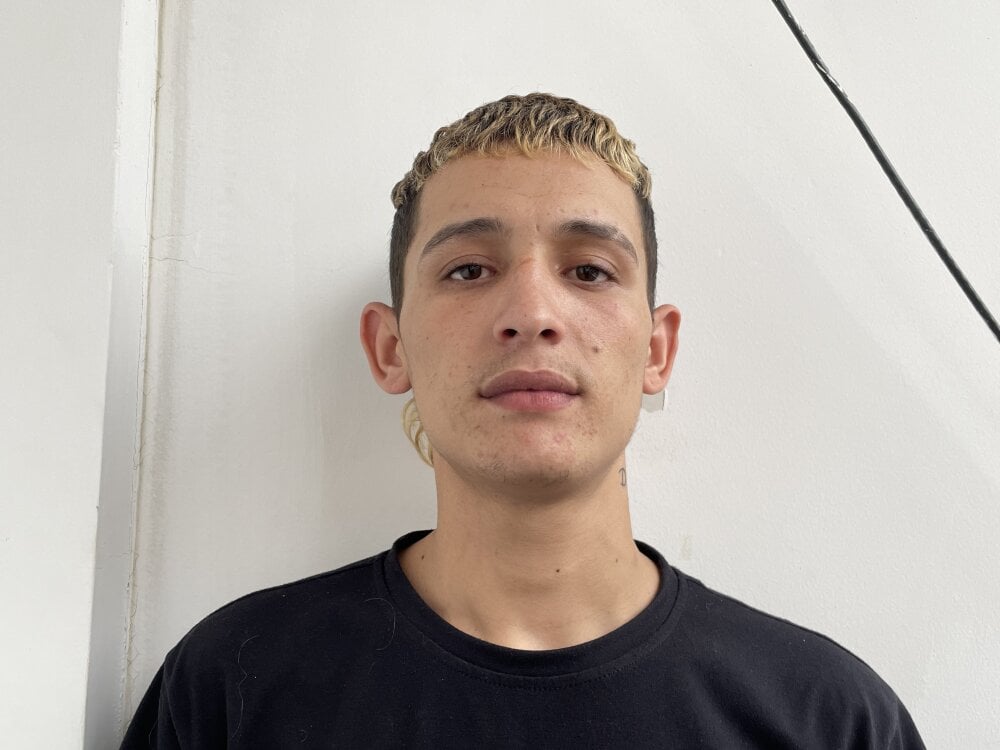 spoiler_sexx's Offline XXX Chat