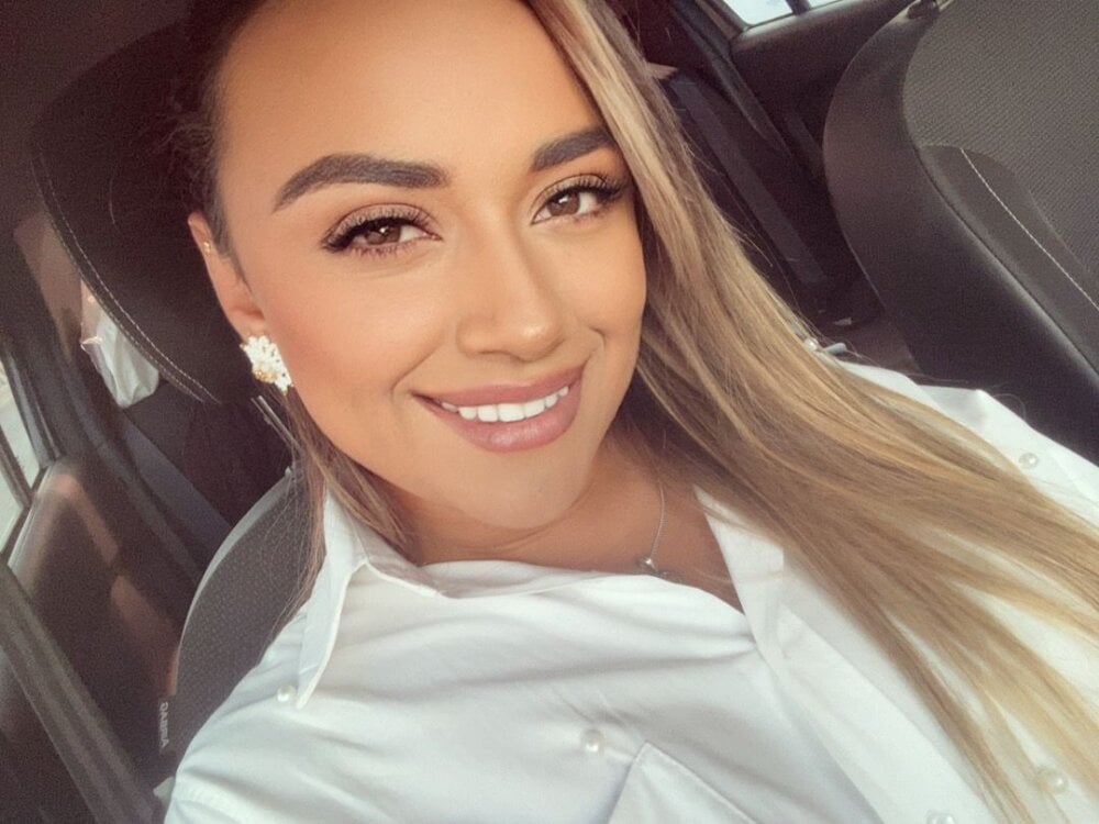 Live sex webcam photo for tatianagarcia_ #287269797