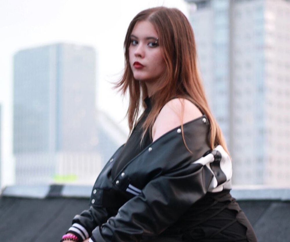 onaircams.com coralwulf livesex profile in from-madrid-spain-living-in-medellin cams