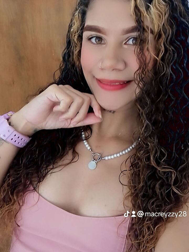 zendaya_pregnant from stripchat