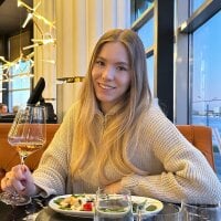 Модель KinsleyHottie