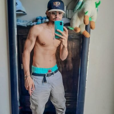 simon_londo from stripchat