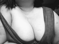 LilithDiablesse's Offline Chat Room