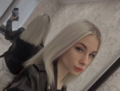 Alexa_Woods