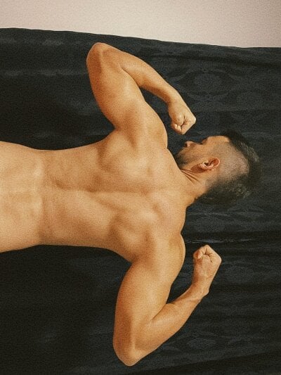 Maximo_22_ Male Hairyarmpits Porn Webcam