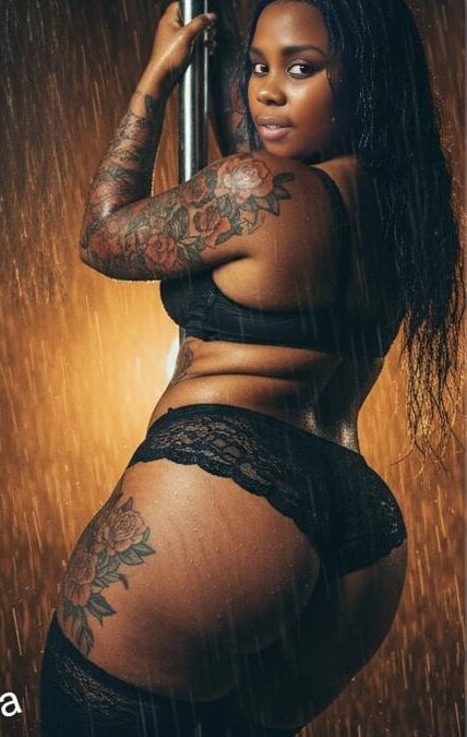 negritosricos1124 from stripchat