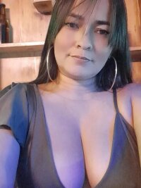 karlahot_10's Offline XXX Chat