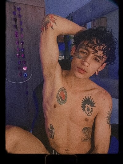 asher_addams_