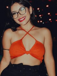 agathaa_01's Offline Chat Room
