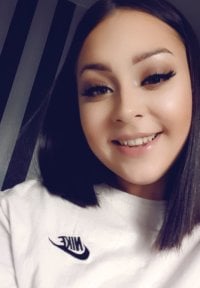saffirerae's Offline Chat Room