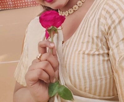 Sofyjenn Live Cam and Statistics on UnifiedCams