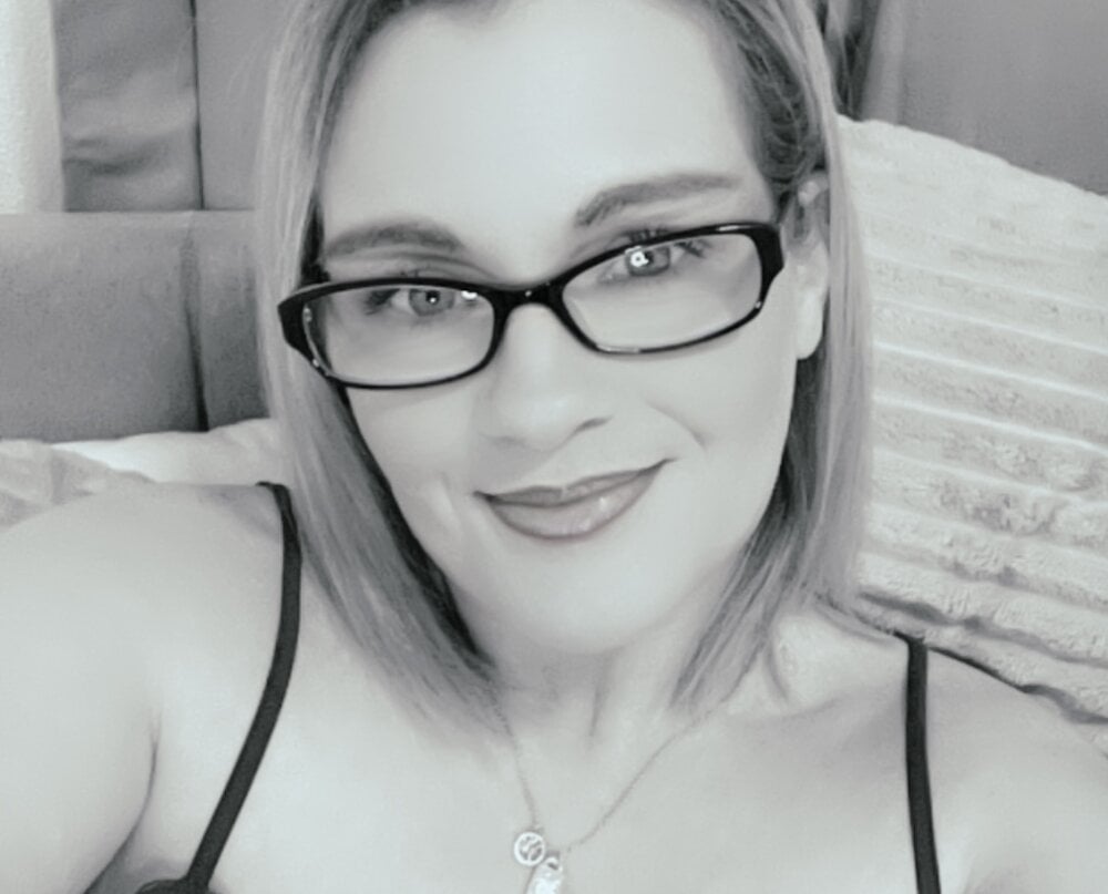MistyRose02 profile