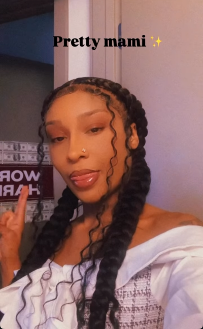 HoneyBarbie on StripChat