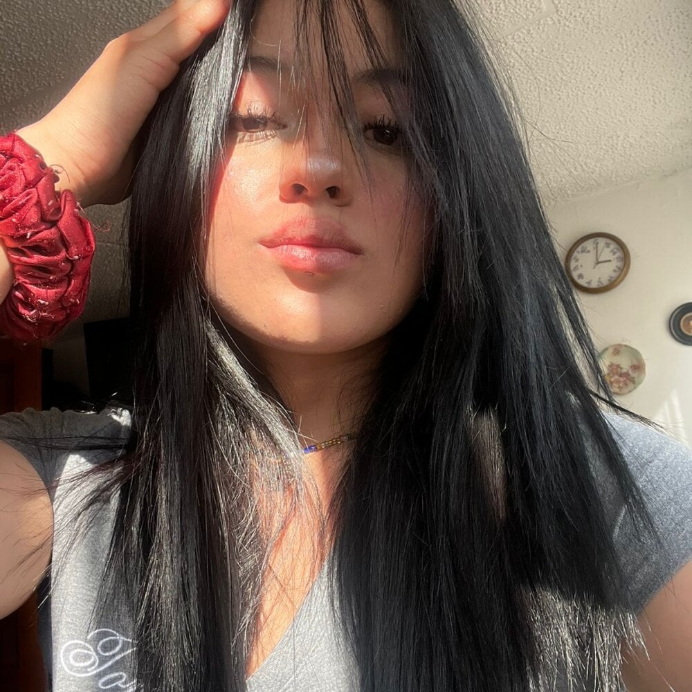 hada_soft from stripchat
