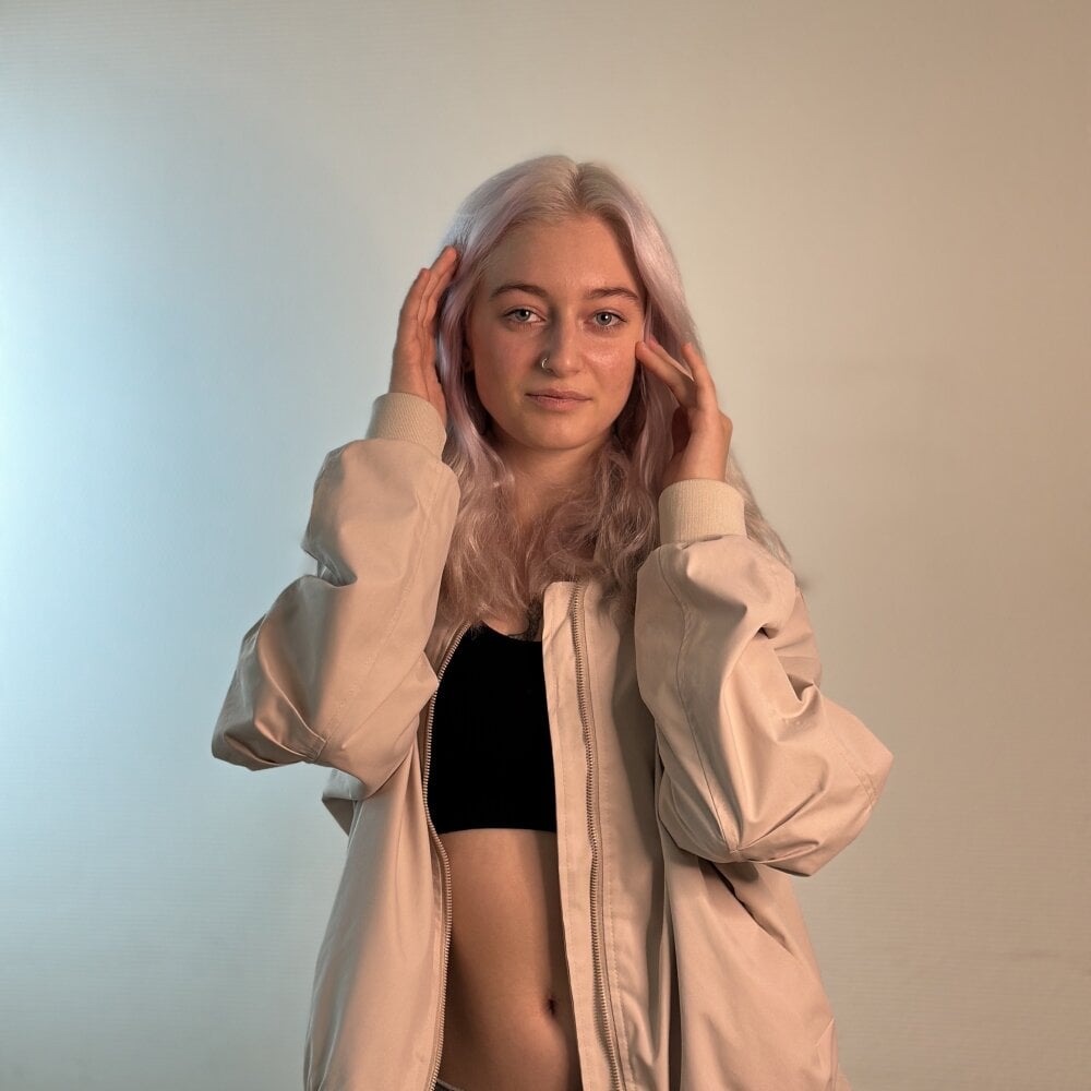 stripchat LornaWernett Live Webcam Featured On sexcam3d.net