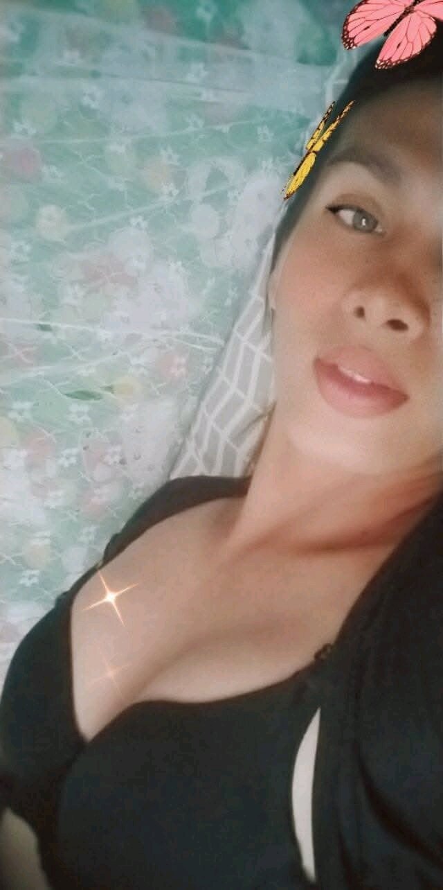 hotcarla1993