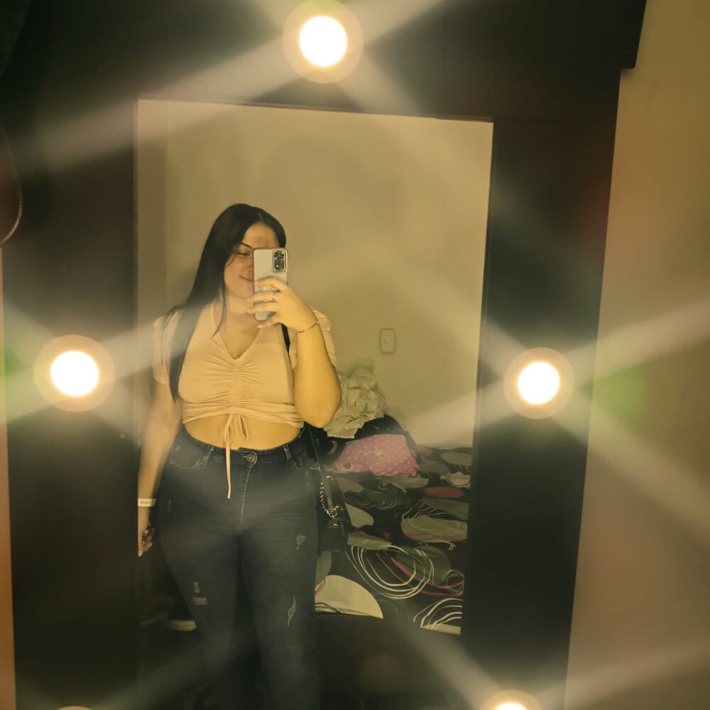 Criistaal_x profile