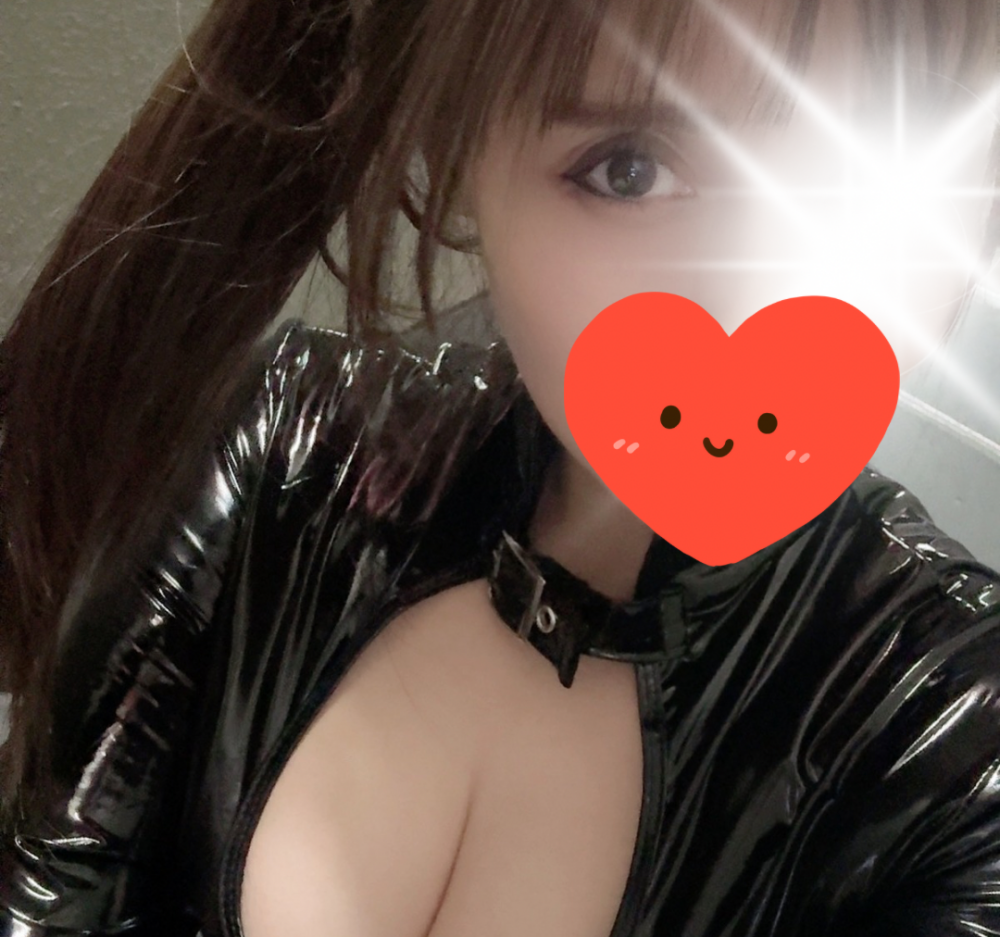 kinu_SARASARA's Offline XXX Chat