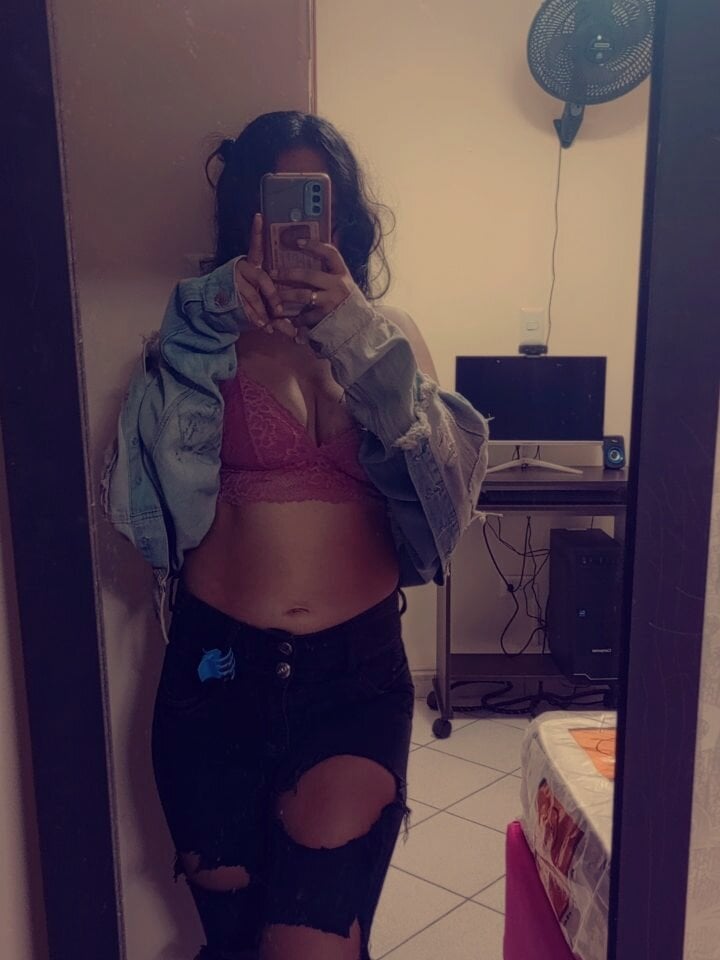 stripchat irismayer webcam profile pic via livesexbbwcams.com