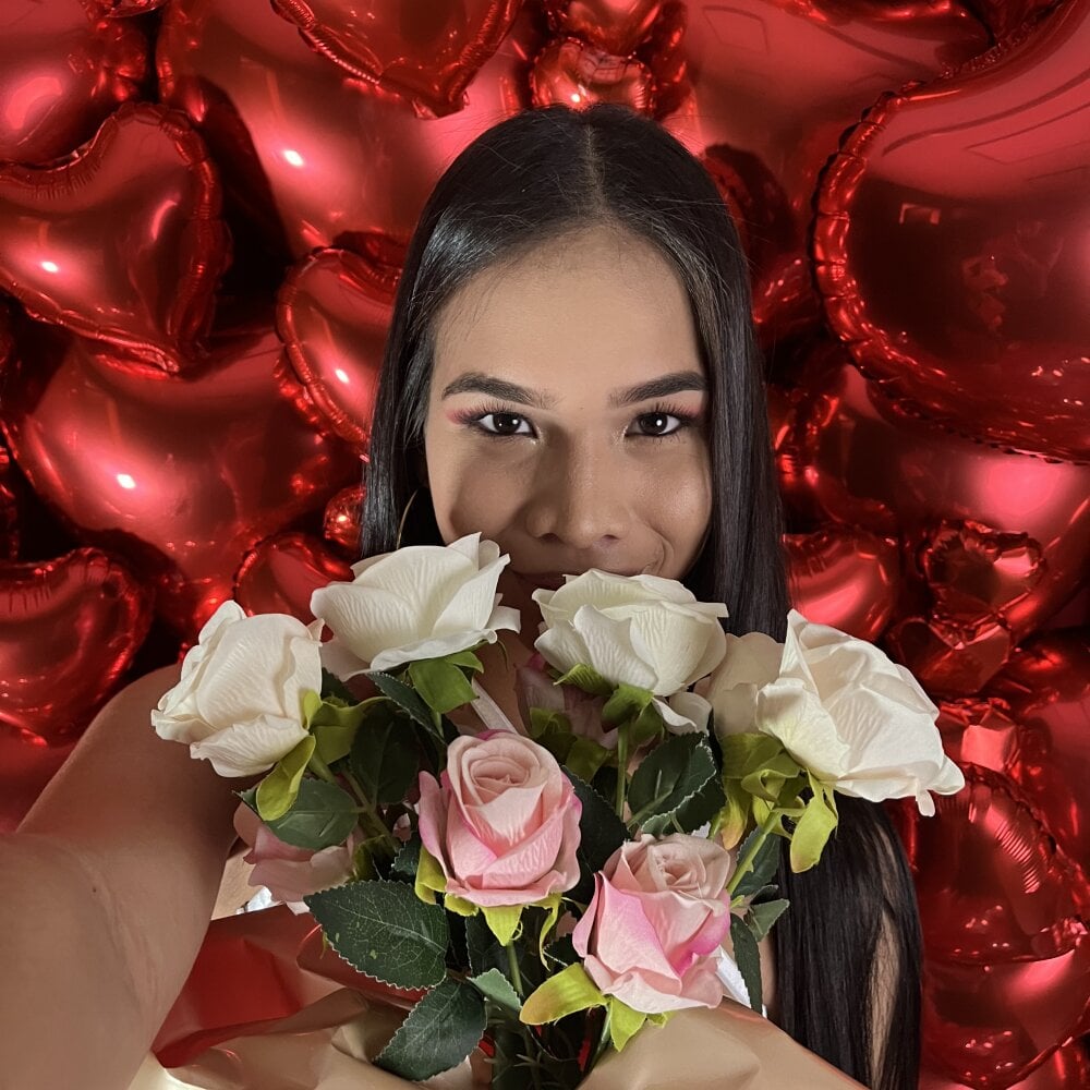 sarahmontezz webcam profile - Dominican