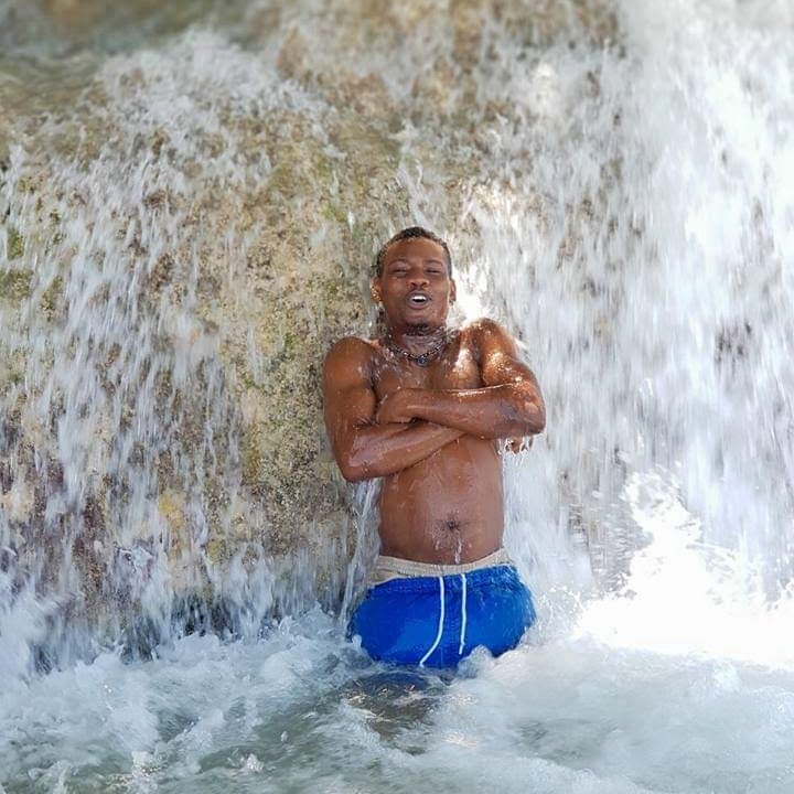 Romario-876's Offline XXX Chat