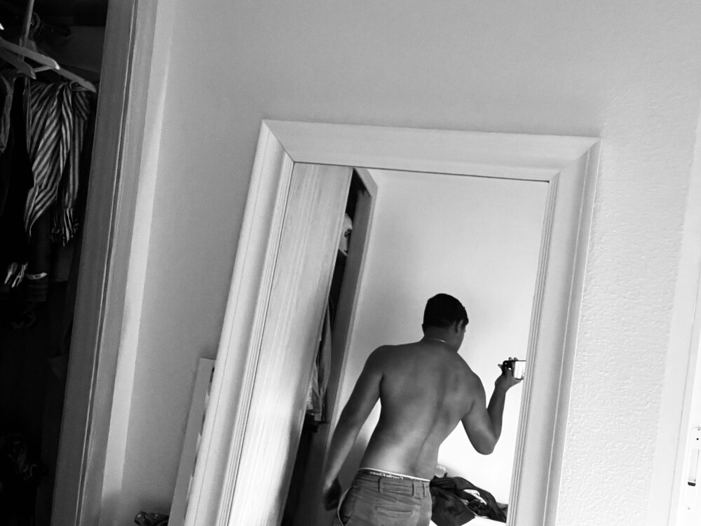 DereckZB's Offline XXX Chat