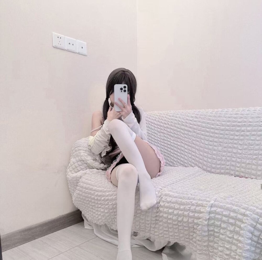 sexlivecamsites.com tucc11 livesex profile in chastity cams