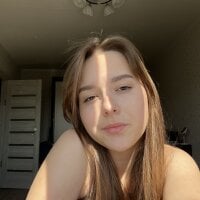 AlishaBrookss' Offline Chat Room