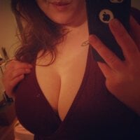 bbw-420's Offline Chat Room