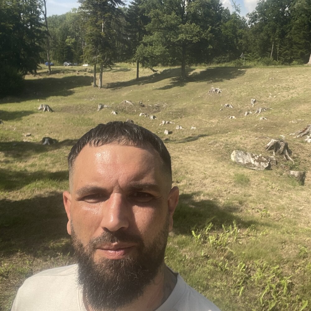 OvulatedVesuvian 离线XXX聊天