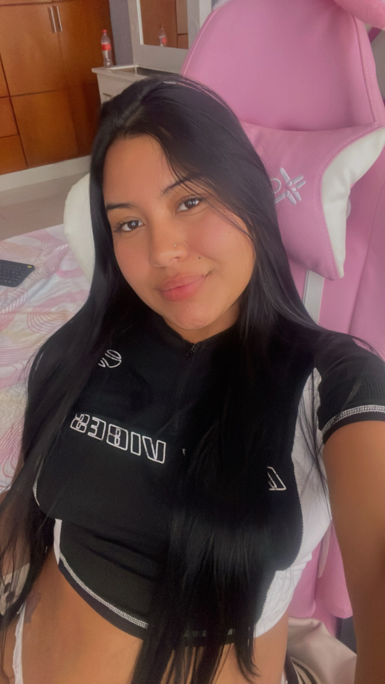Megan_yoursweetgirl