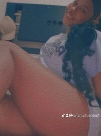 ValentinaRose4's webcam live show