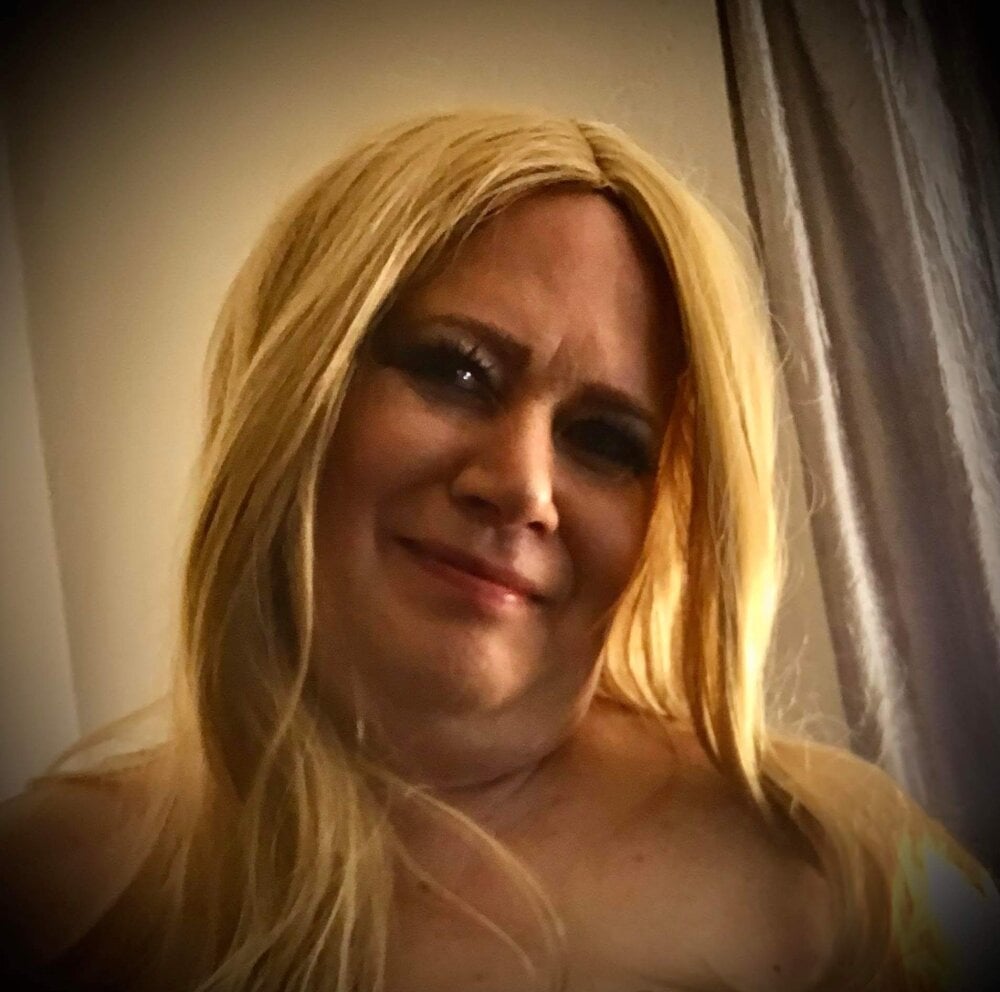 Live sex webcam photo for wicki_von_trannyston #291044635