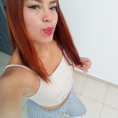 free live sex chat RED LORENS