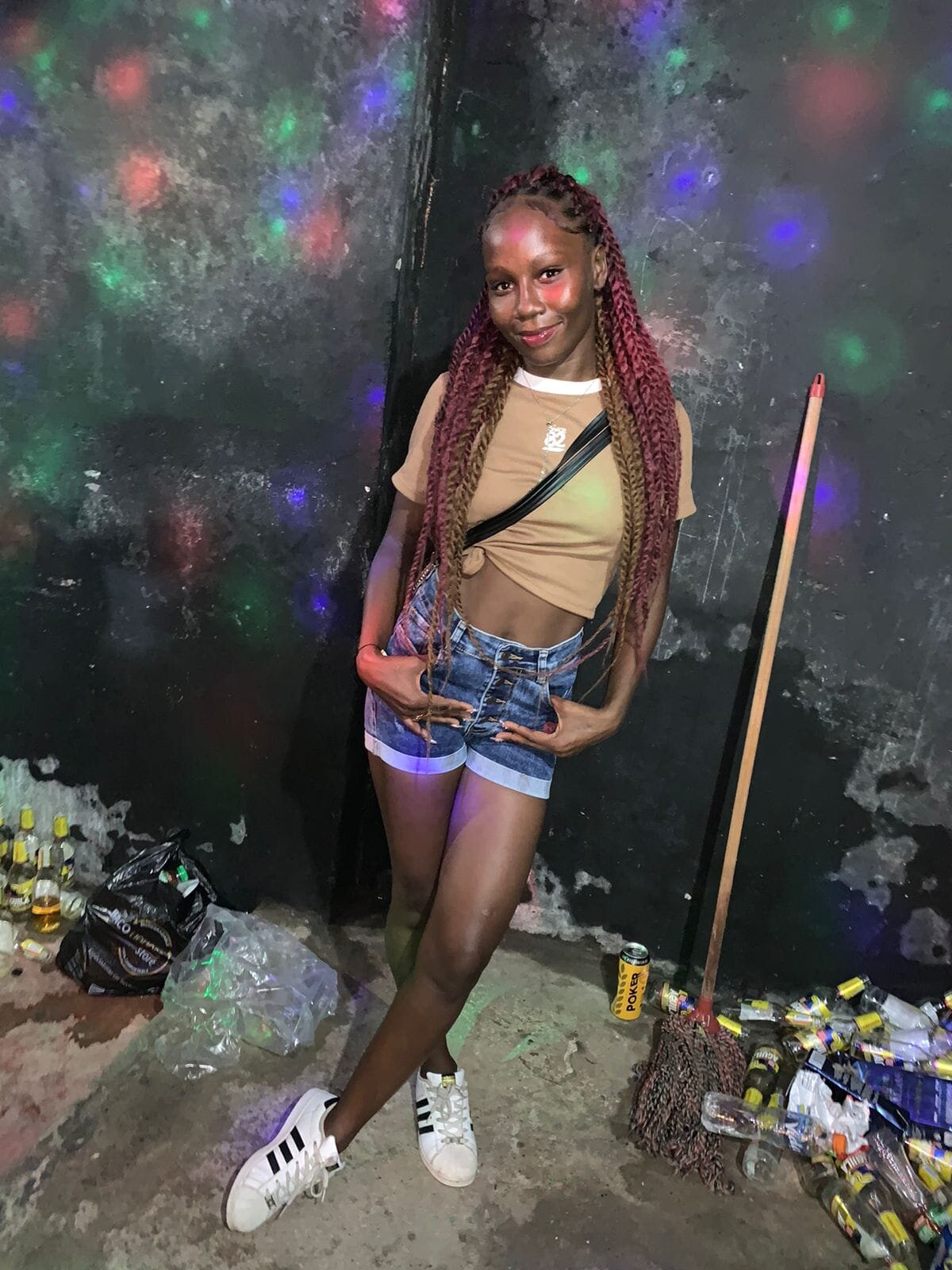 _ElaMoore_