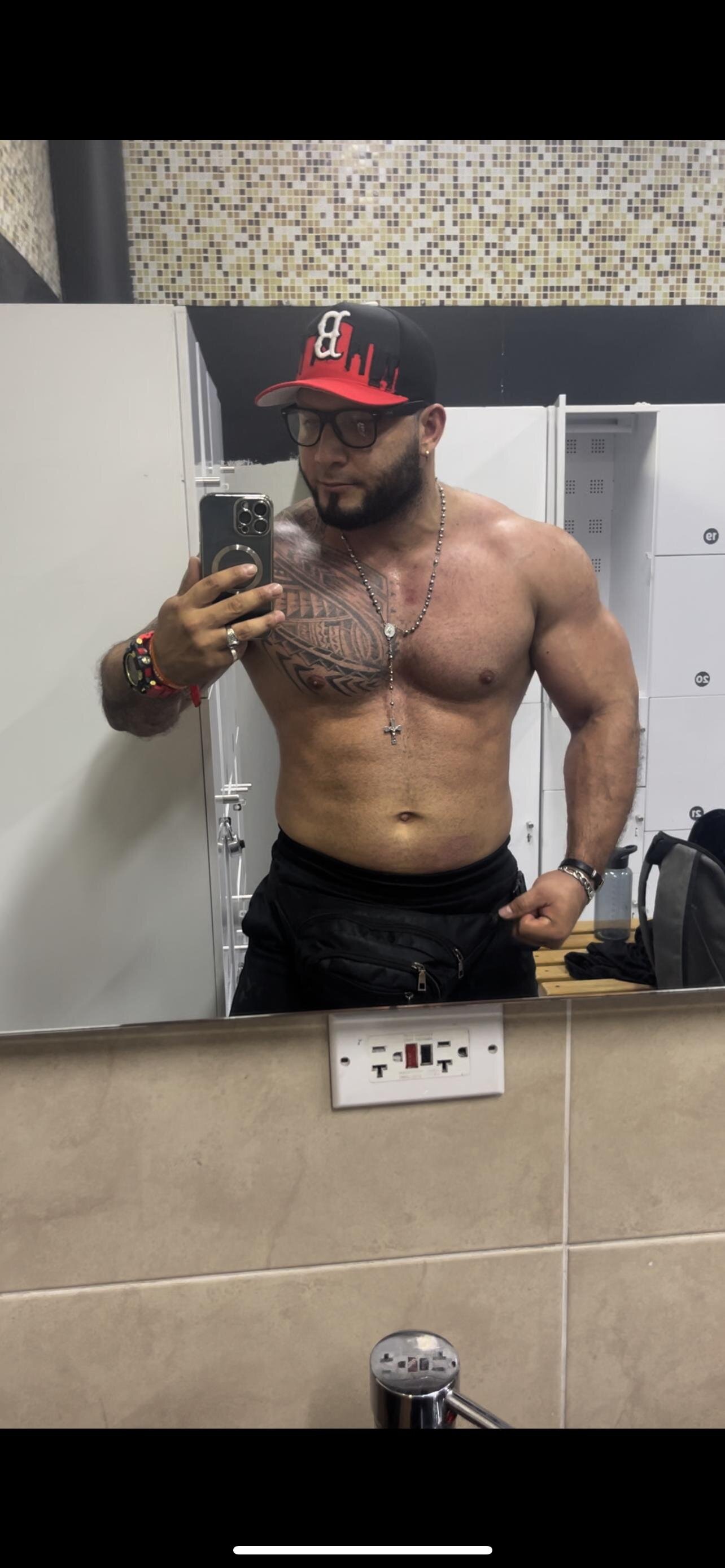 Sebastian_8974