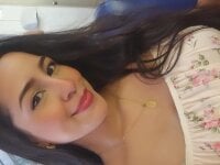 -monroee-'s webcam live show