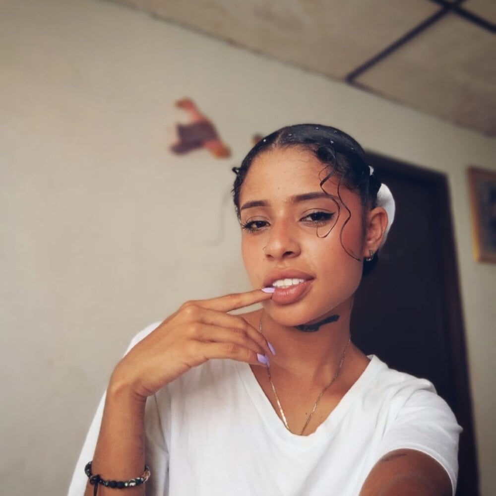 zoemonroee_ Profile Image