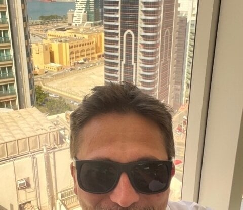 roby24m2's Offline XXX Chat