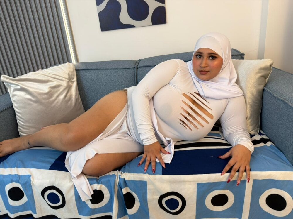 watchgirlcam.com zalma_eva livesex profile in large cams