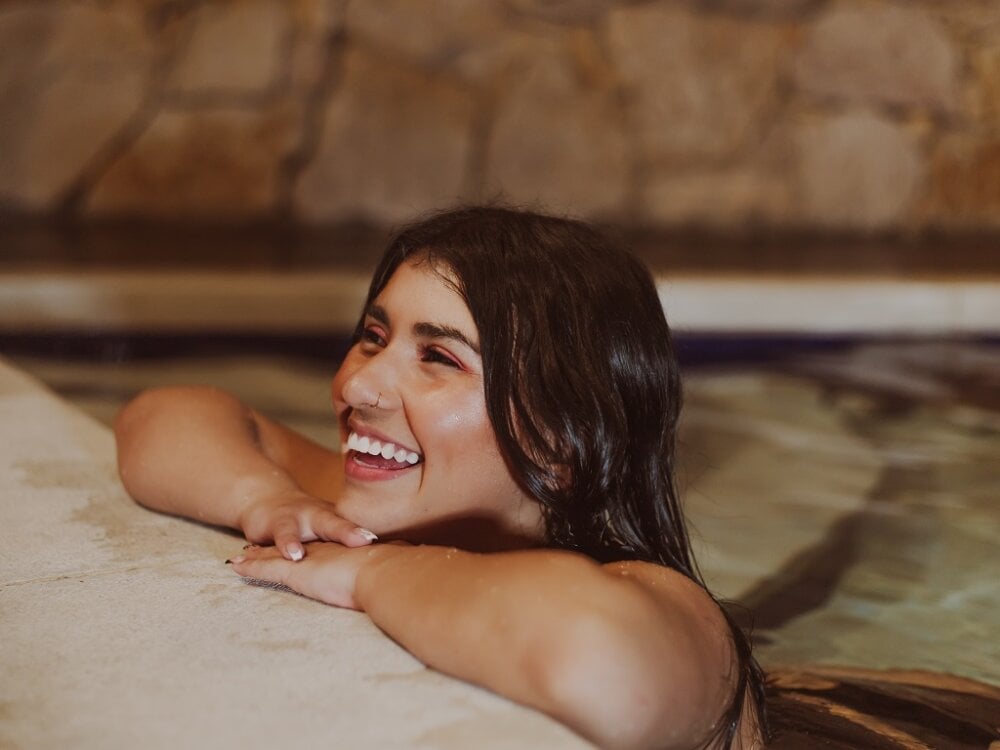 KloeHailie