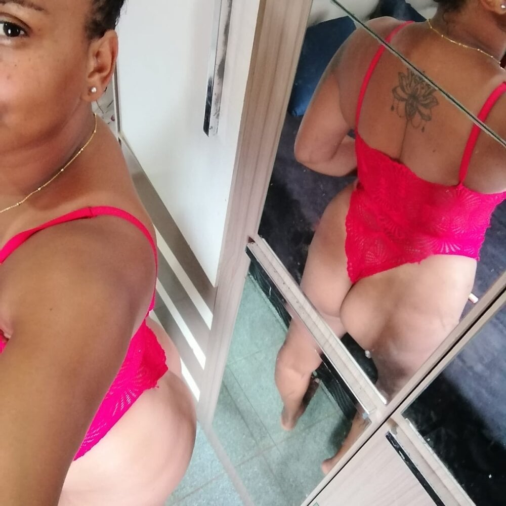 PrettaSen 🍭 nude cam