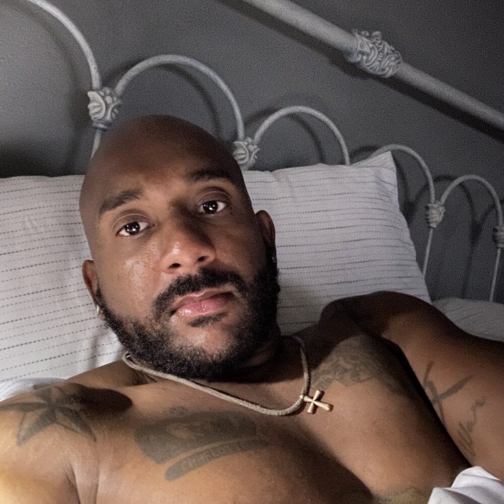 bigblackcock101 from stripchat